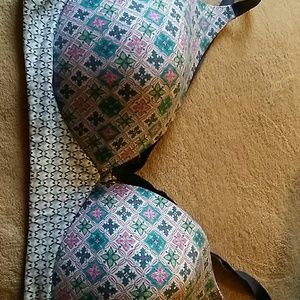 Victoria Secret sports bra. 38DD