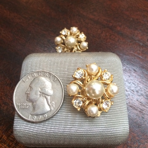 Stunning Park Lane pearl & Crystal clip earrings - Picture 4 of 4