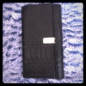 Liz Claiborne black wallet. Nice and Simple!