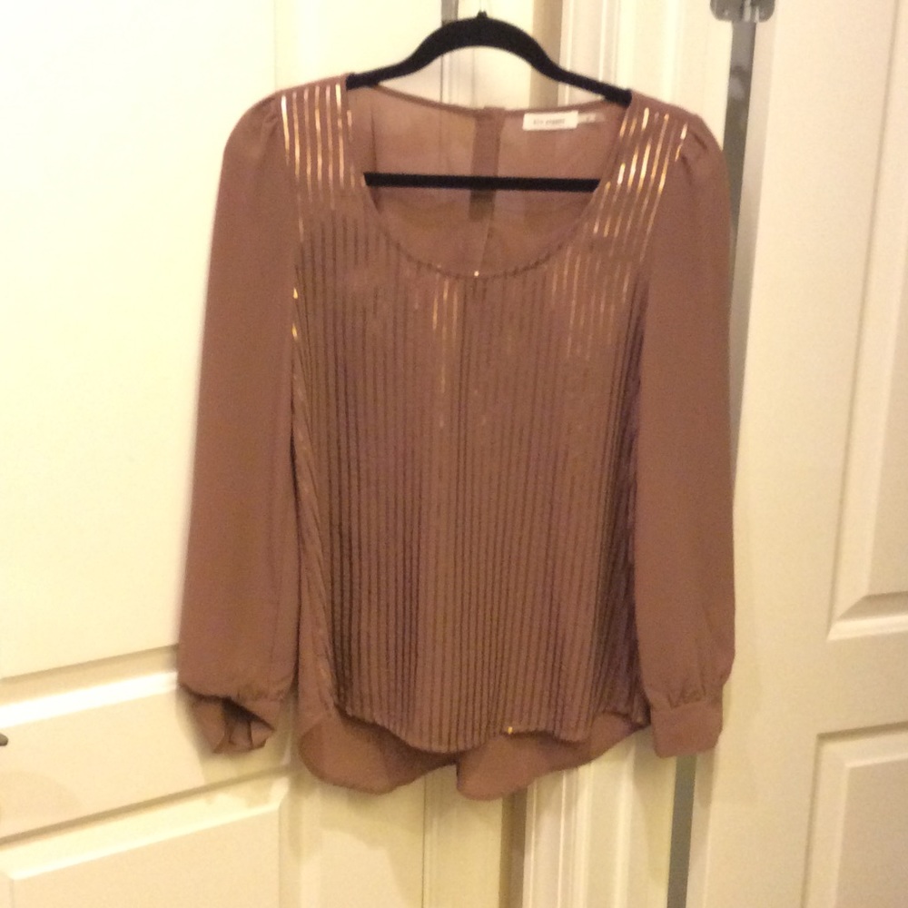 blouse w sequence on front and buttons down back