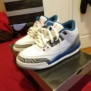 Air Jordan true blue 3's