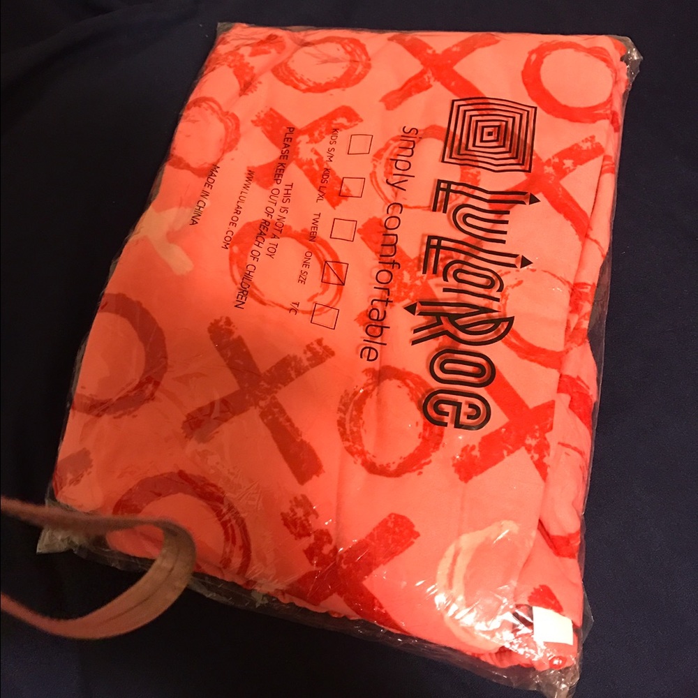 TC valentine leggings!
