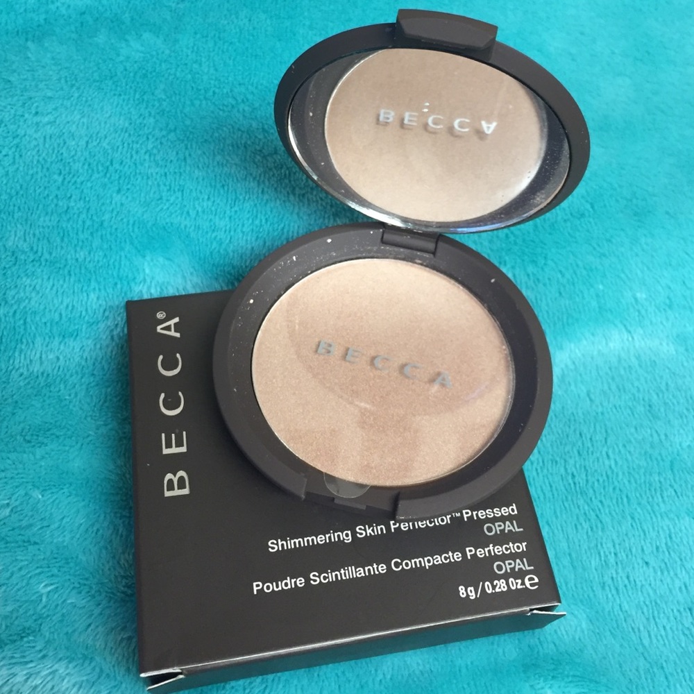 Becca Sephora shimmering skin perfector opal