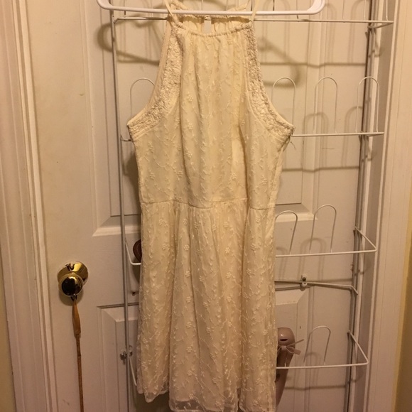 American Eagle Outfitters Dresses & Skirts - Lace American Eagle dress