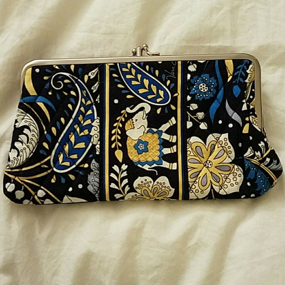EUC Vera Bradley Wallet - Picture 1 of 4