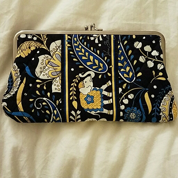 EUC Vera Bradley Wallet - Picture 2 of 4