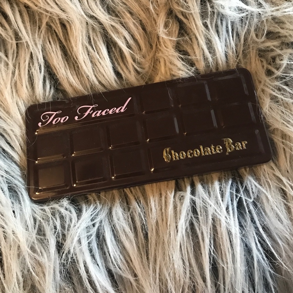 Too Faced Chocolate Bar
