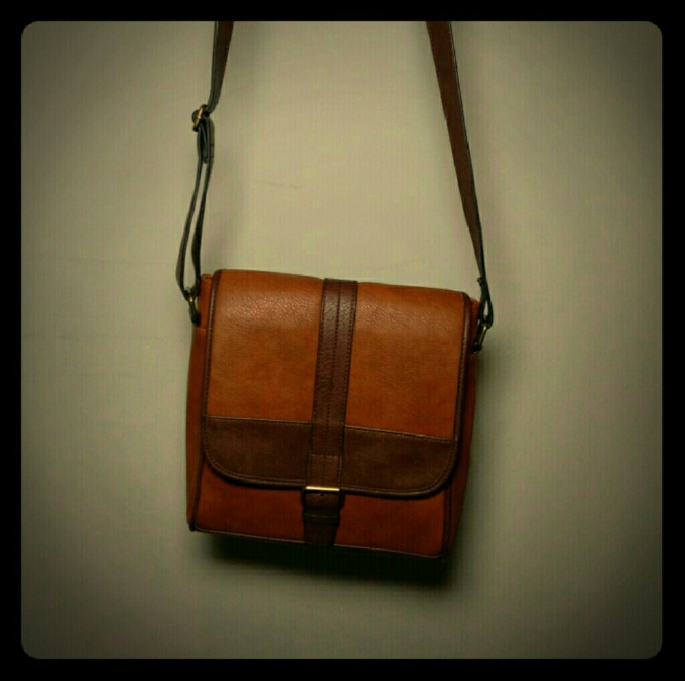 NWOT Aldo Messenger Bag