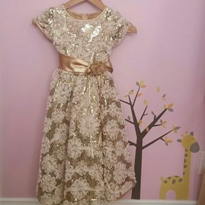 Beautiful gold sequence dress