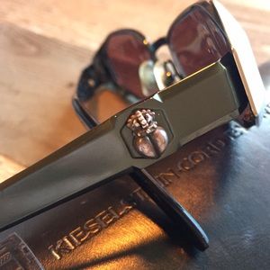 Kieselstine-cord here is my heart sunglasses 💚🕶