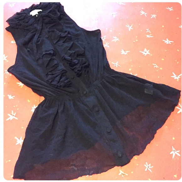 🎀WHBM Ruffle Blouse🎀 - Picture 2 of 3