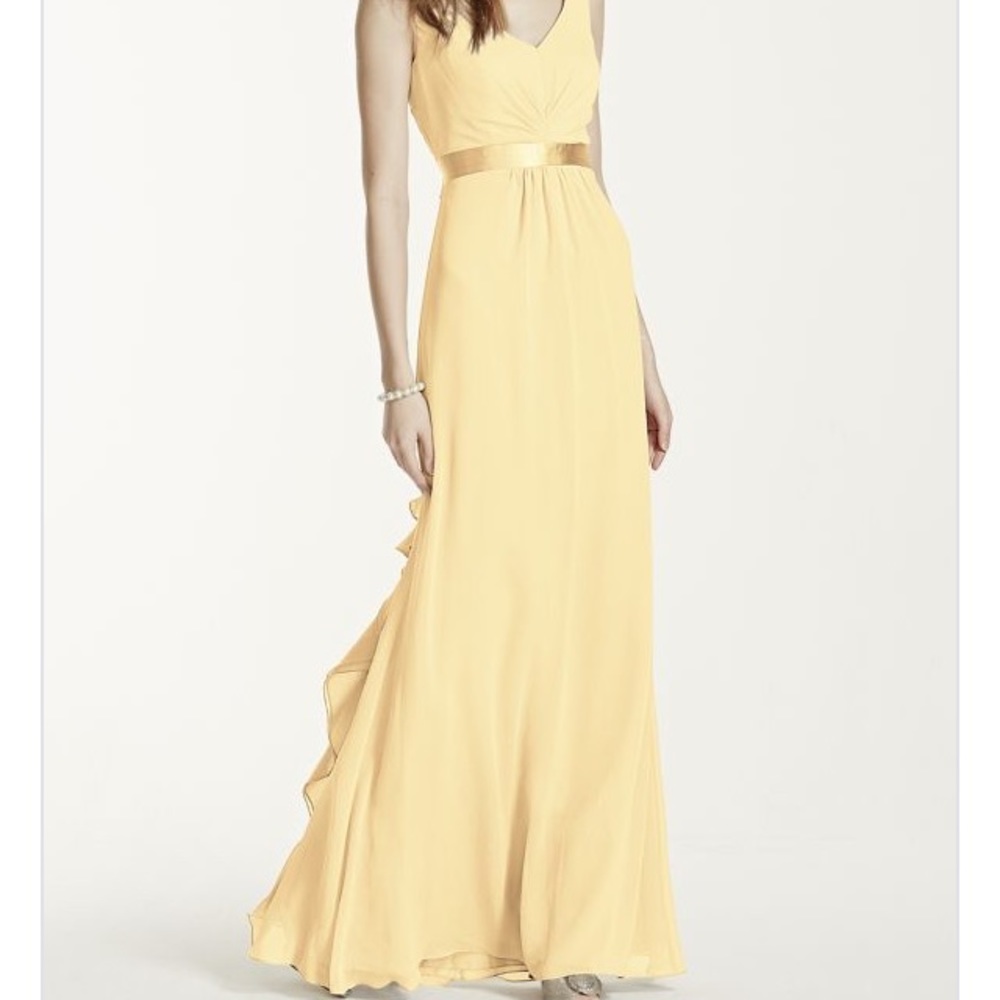 🔸Vera Wang formal in Canary Yellow🔸