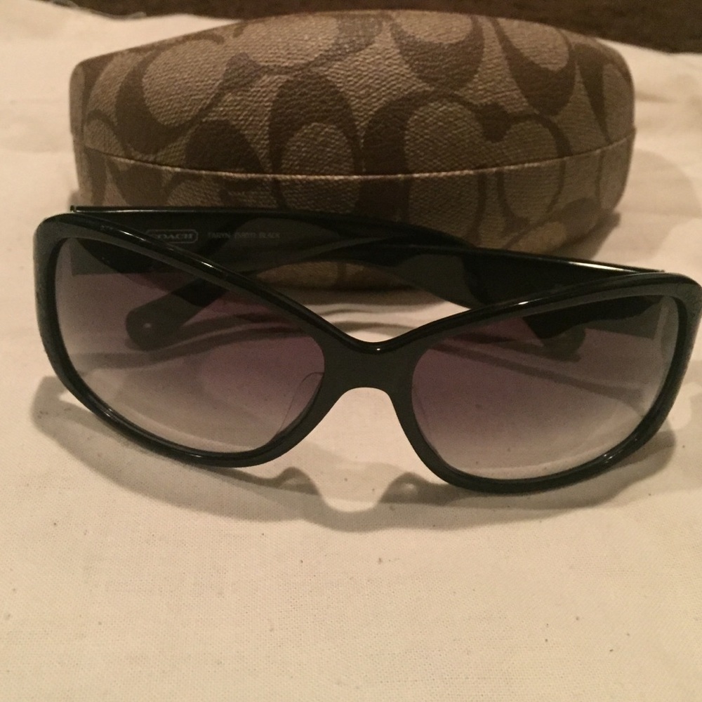 Coach sunglasses! Comes with case!