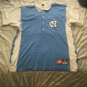 Vintage North Carolina Tarheels Shooting shirt