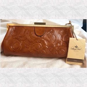 PATRICIA NASH Tooled Rose Athena Clutch