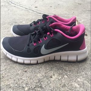 Nike Free tennis shoes