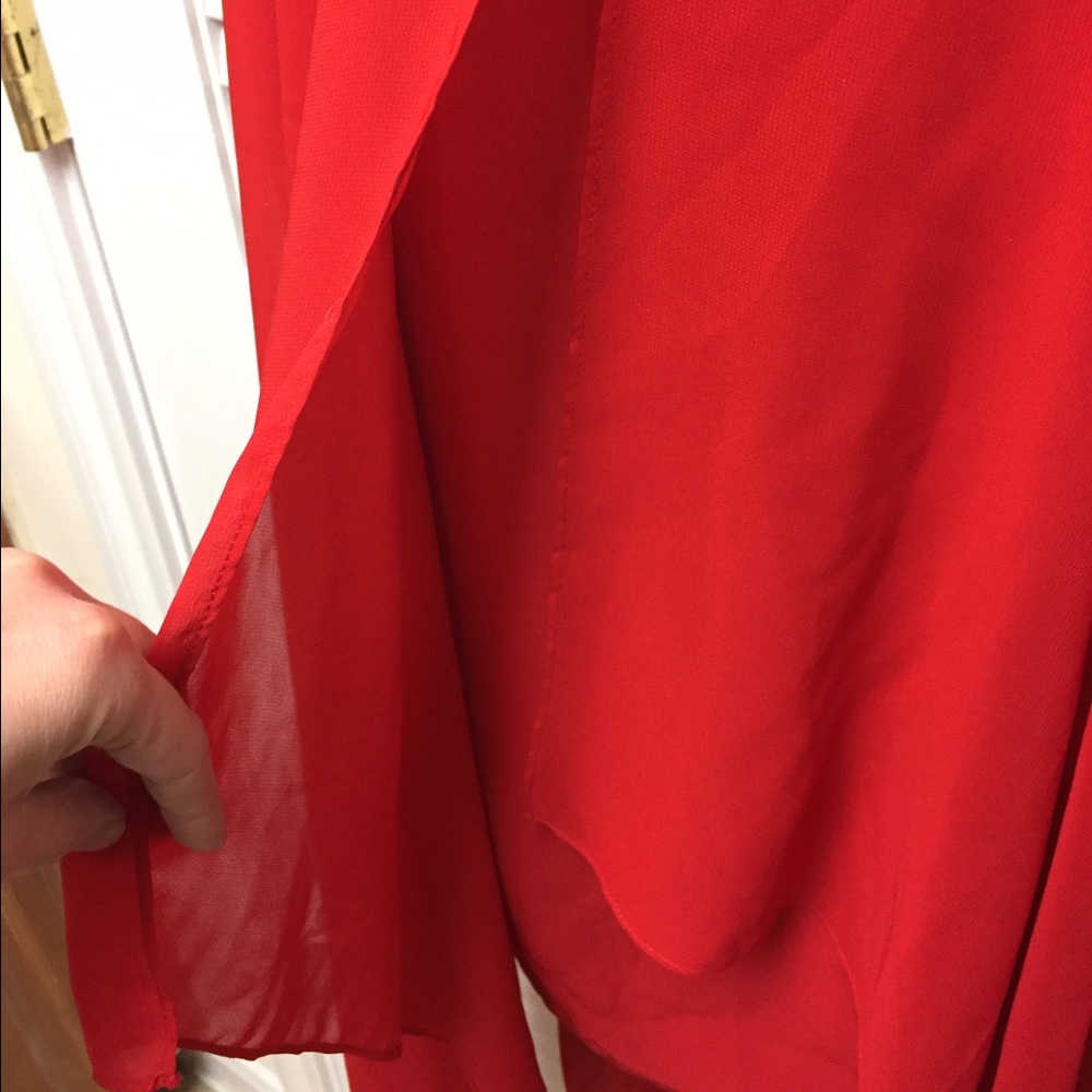 Beautiful Red Roni dress - Picture 4 of 6