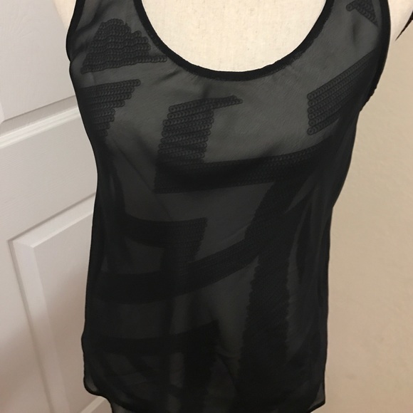 Guess top - Picture 2 of 5