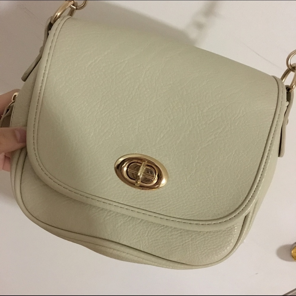 Cute Urban Outfitters Crossbody Bag