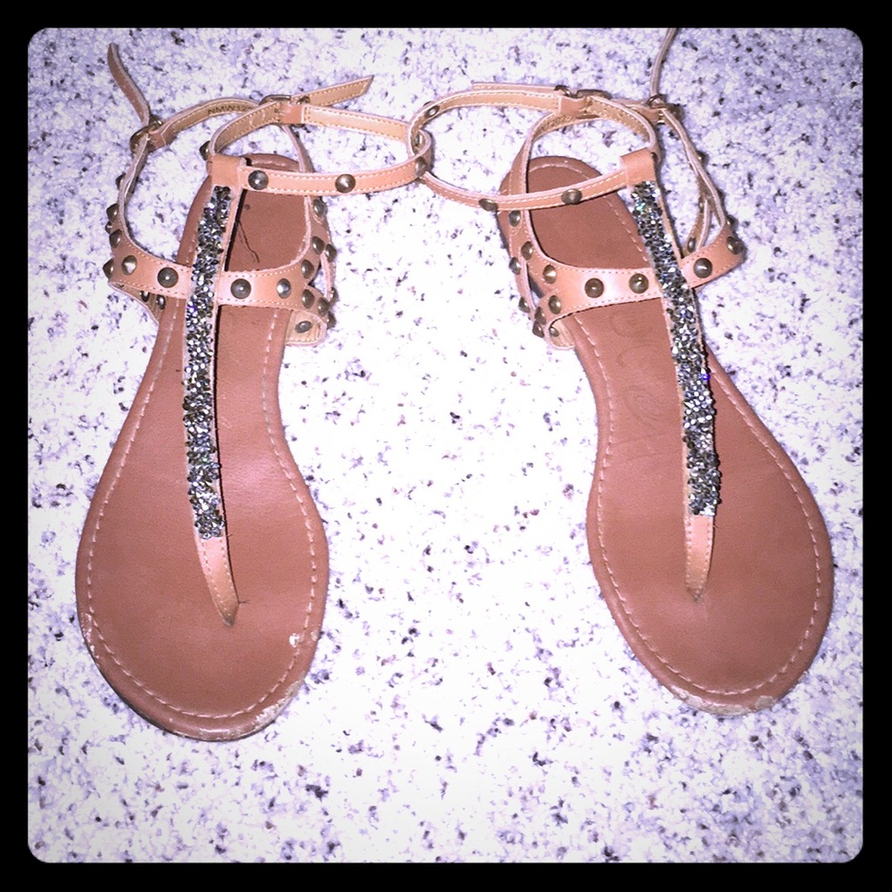 Buckle brand sandles