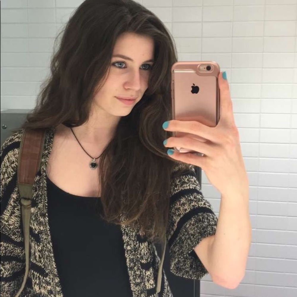 Meet your Posher, Jenna