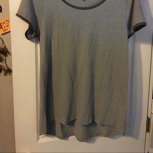 LuLaRoe Tops - Lularoe classic t LuLaRoe Tops - Lularoe classic t
