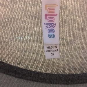 LuLaRoe Tops - Lularoe classic t LuLaRoe Tops - Lularoe classic t