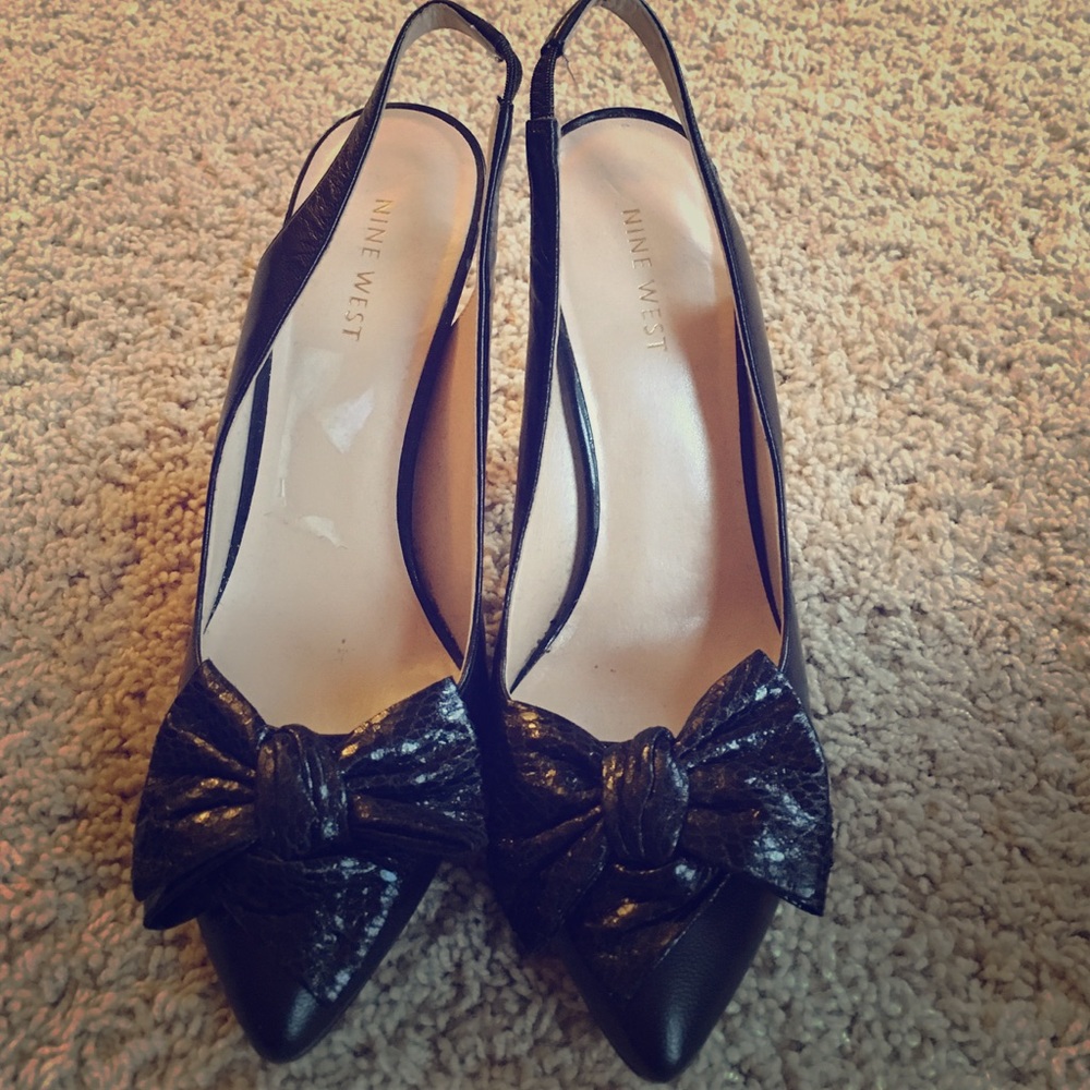 Nine West slingback pumps 👠