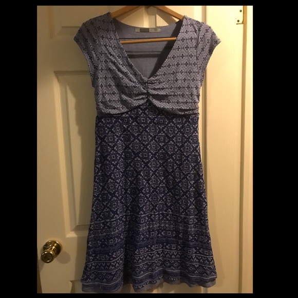 Athleta Dresses & Skirts - Athleta casual printed dress