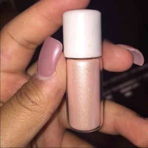 MAC pigment