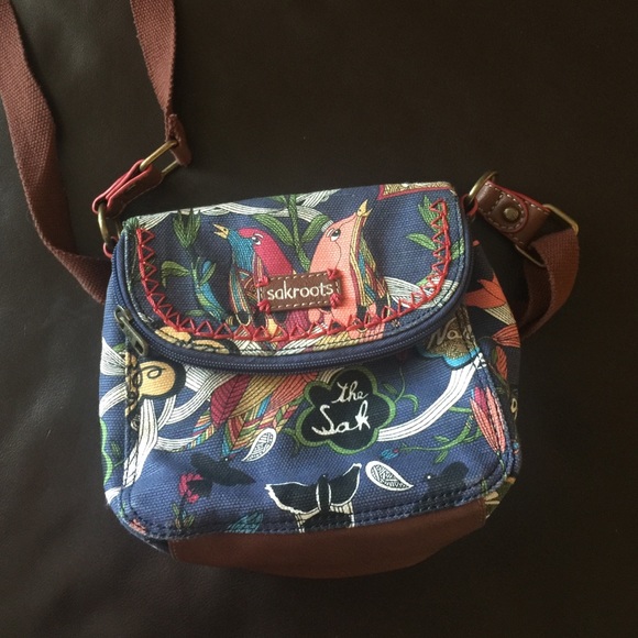 Like new Sakroots Small Crossbody - Picture 1 of 2