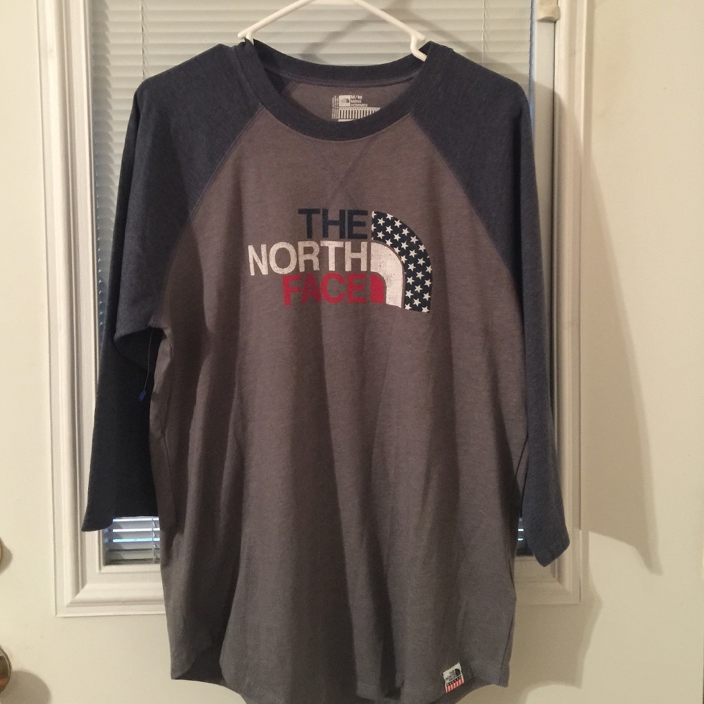 Like new North Face shirt