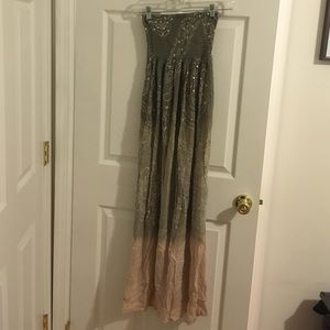 PRICE ⬇️ Cool change maxi dress PRICE ⬇️ Cool change maxi dress