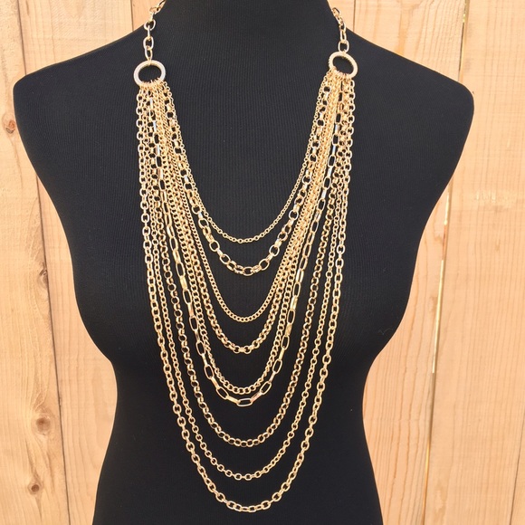 Jewelry - 🎉HP🎉🎁 10 Chain Layered Gold Tone Necklace