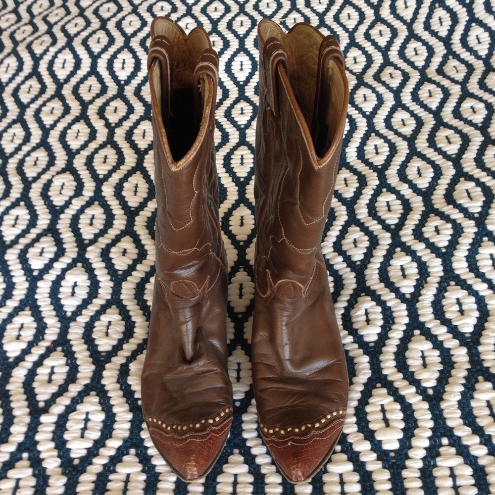 Tony Lama cowboy boots
