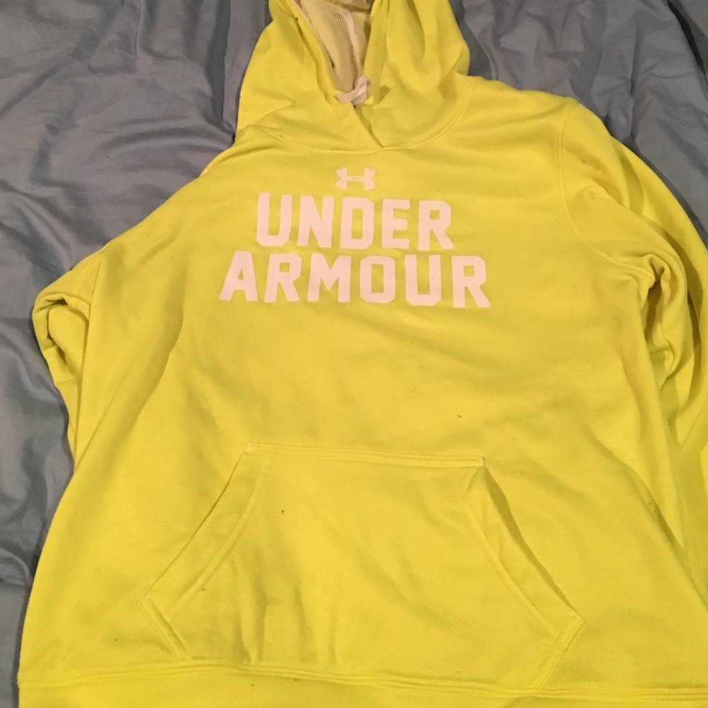 Under amour sweatshirt
