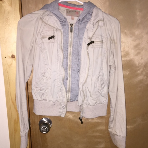 jacket - Picture 2 of 3