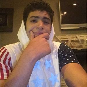 Meet your Posher, Anthony