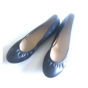 FLASH SALE wkend ITALIAN LEATHER  ballet flats