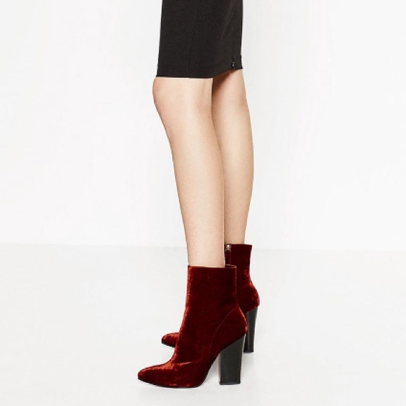 ZARA VELVET HIGH HEEL ANKLE BOOT - Picture 4 of 4