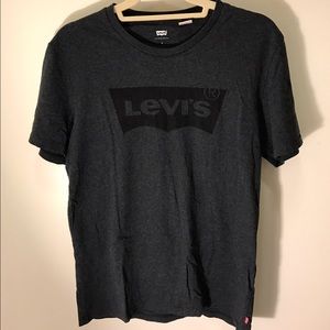 Levi's soft fabric t-shirt