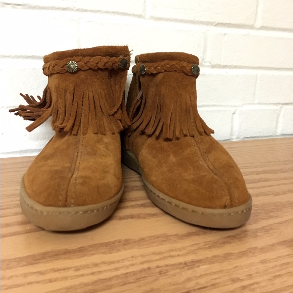 Minnetonka booties