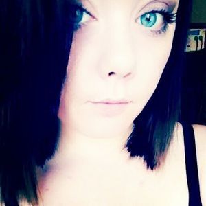 Meet your Posher, Jade