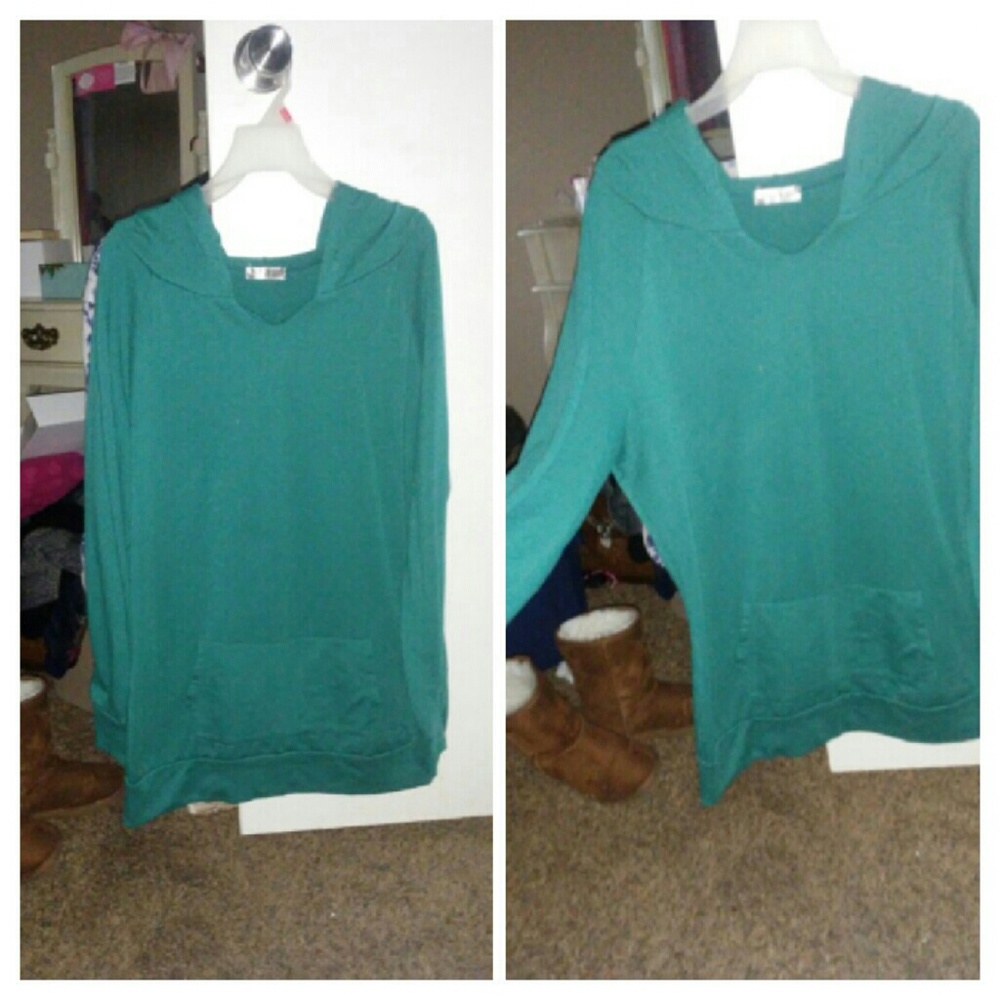 emerald hooded tunic