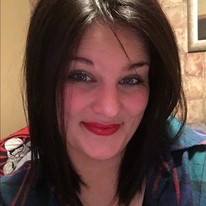 Meet your Posher, Lacey