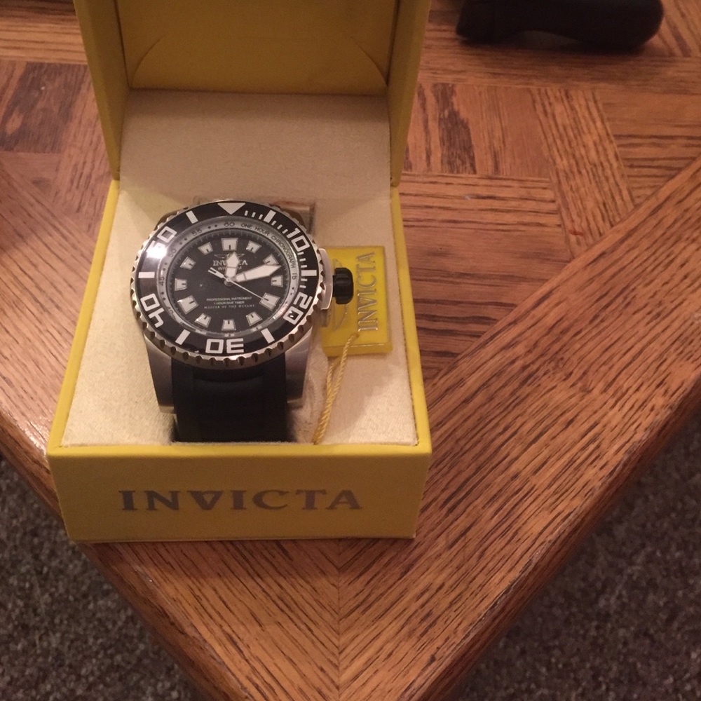 Invicta pro diver ($895 originally)!!!