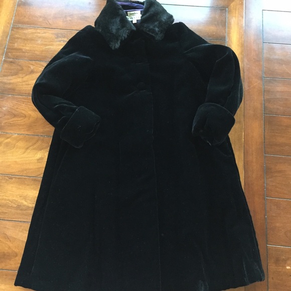 Helena Other - STUNNING HELENA VELVET GIRL'S COAT. EUC 10 FINAL $