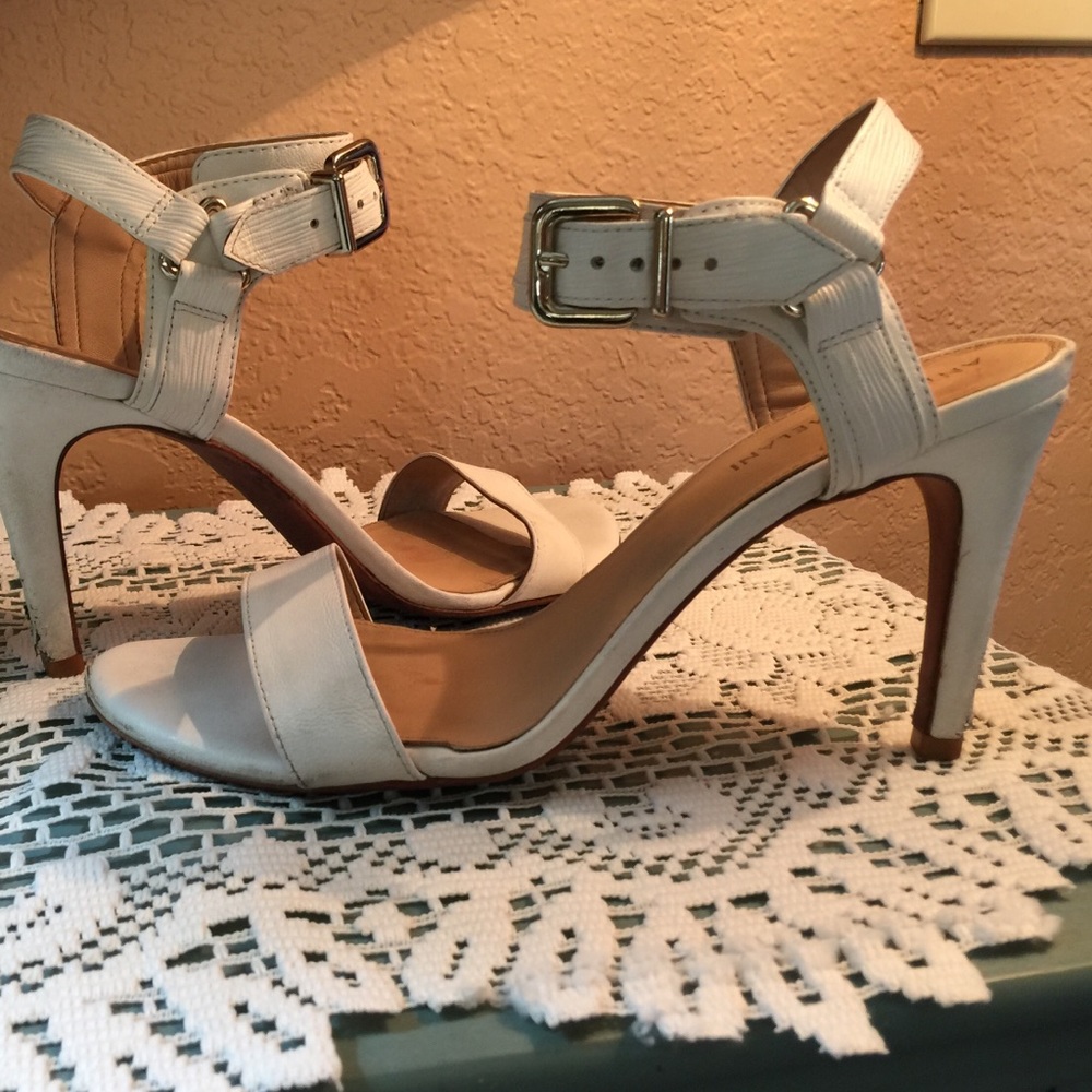 Antonio Melani SZ 8.5 M Sandal