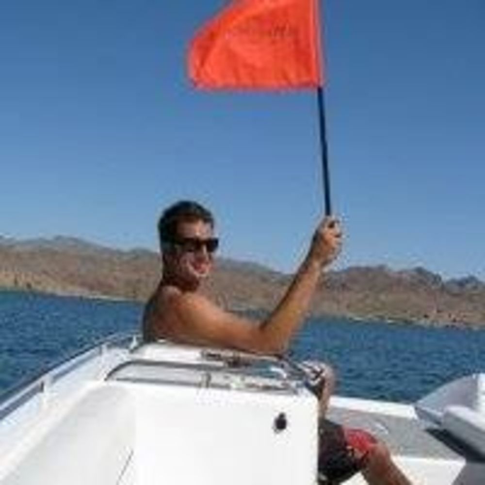 Meet your Posher, Dustin