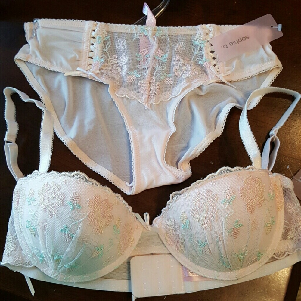 NWT sophie b. Bra+panty set